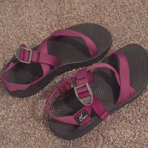 Womens Custom Chacos 8